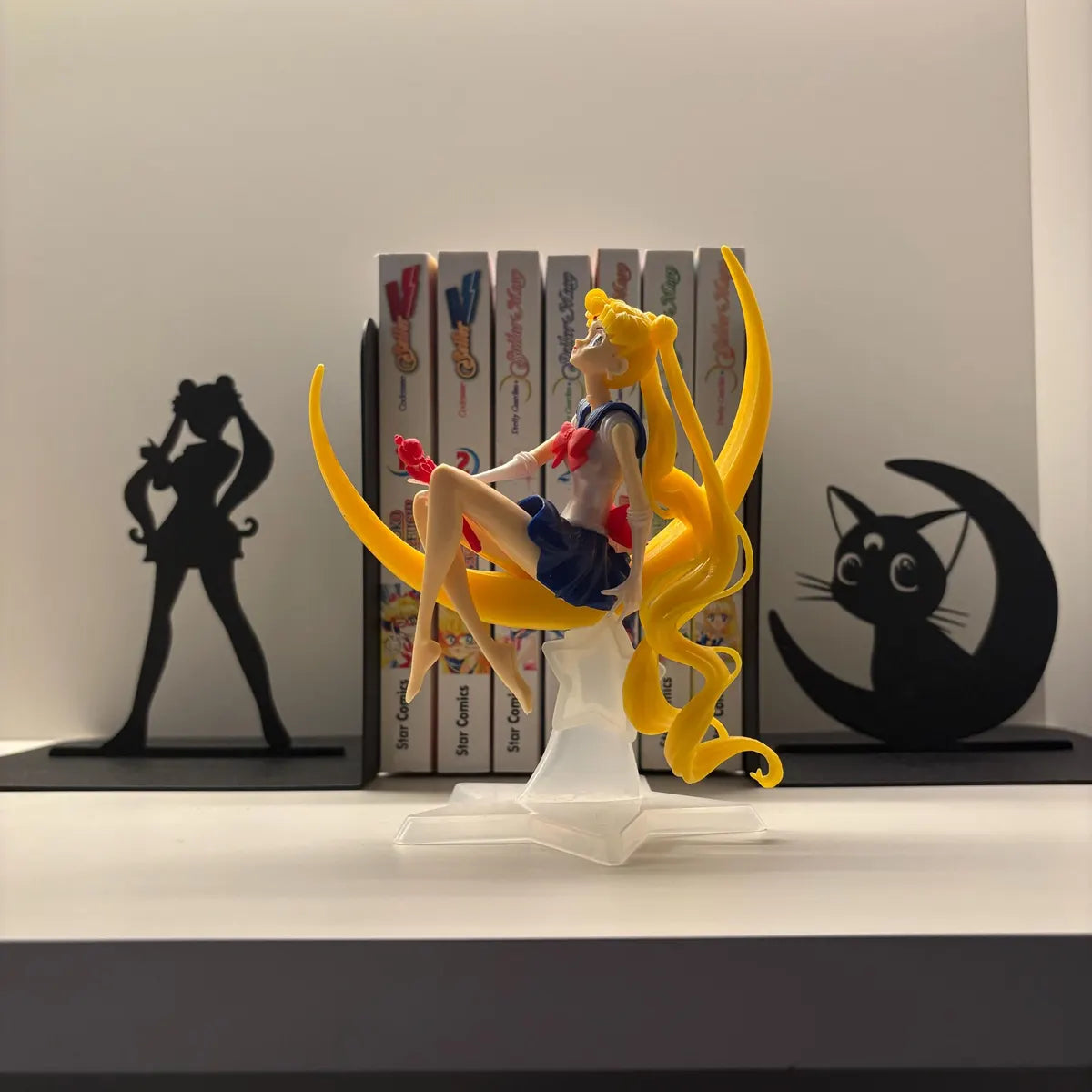 Unique Gifts for Book Lovers: Practical & Decorative Ideas They'll Actually Use