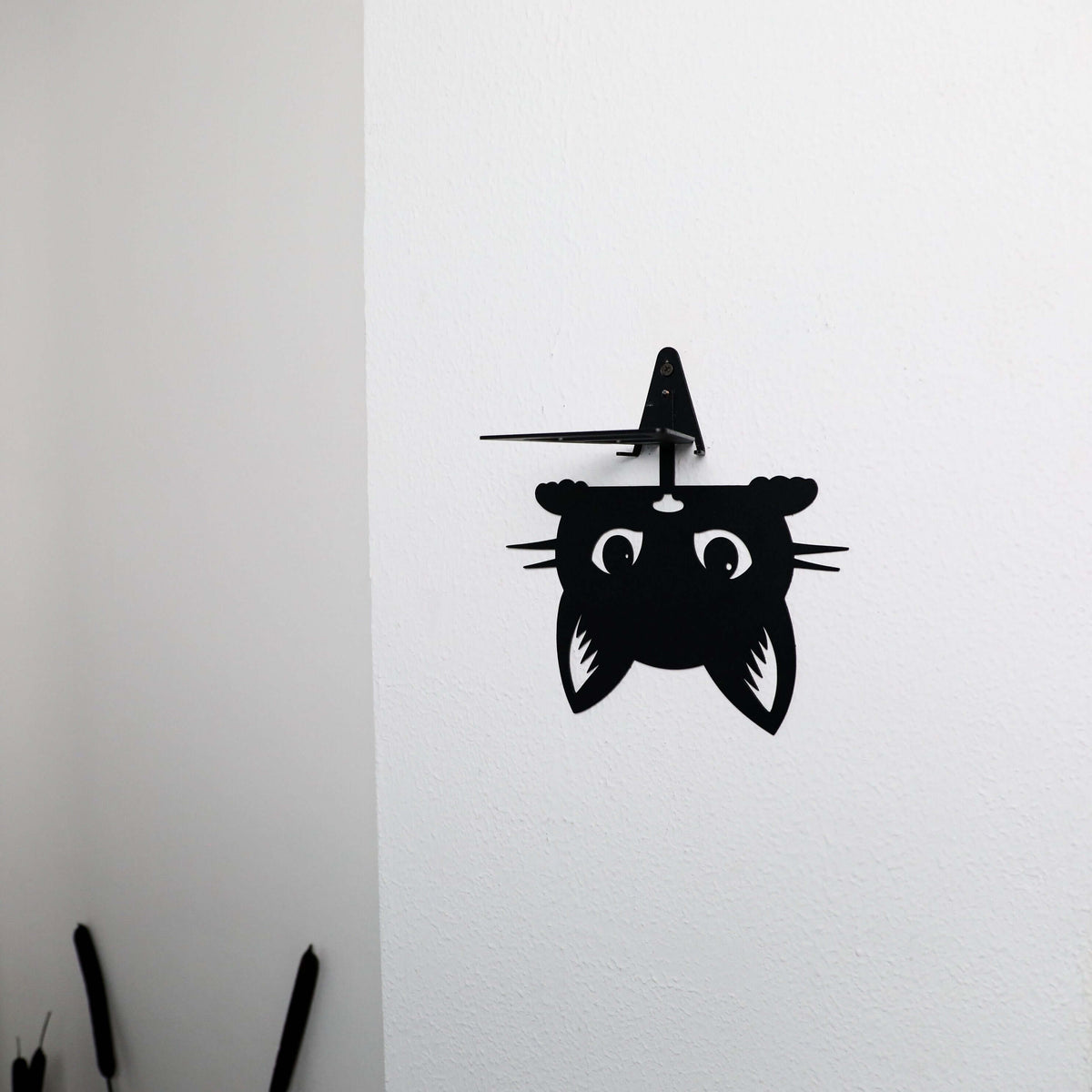Cat Face Metal Invisible Bookshelf Wall Mounted Steel Shelf - Metaloslav 
