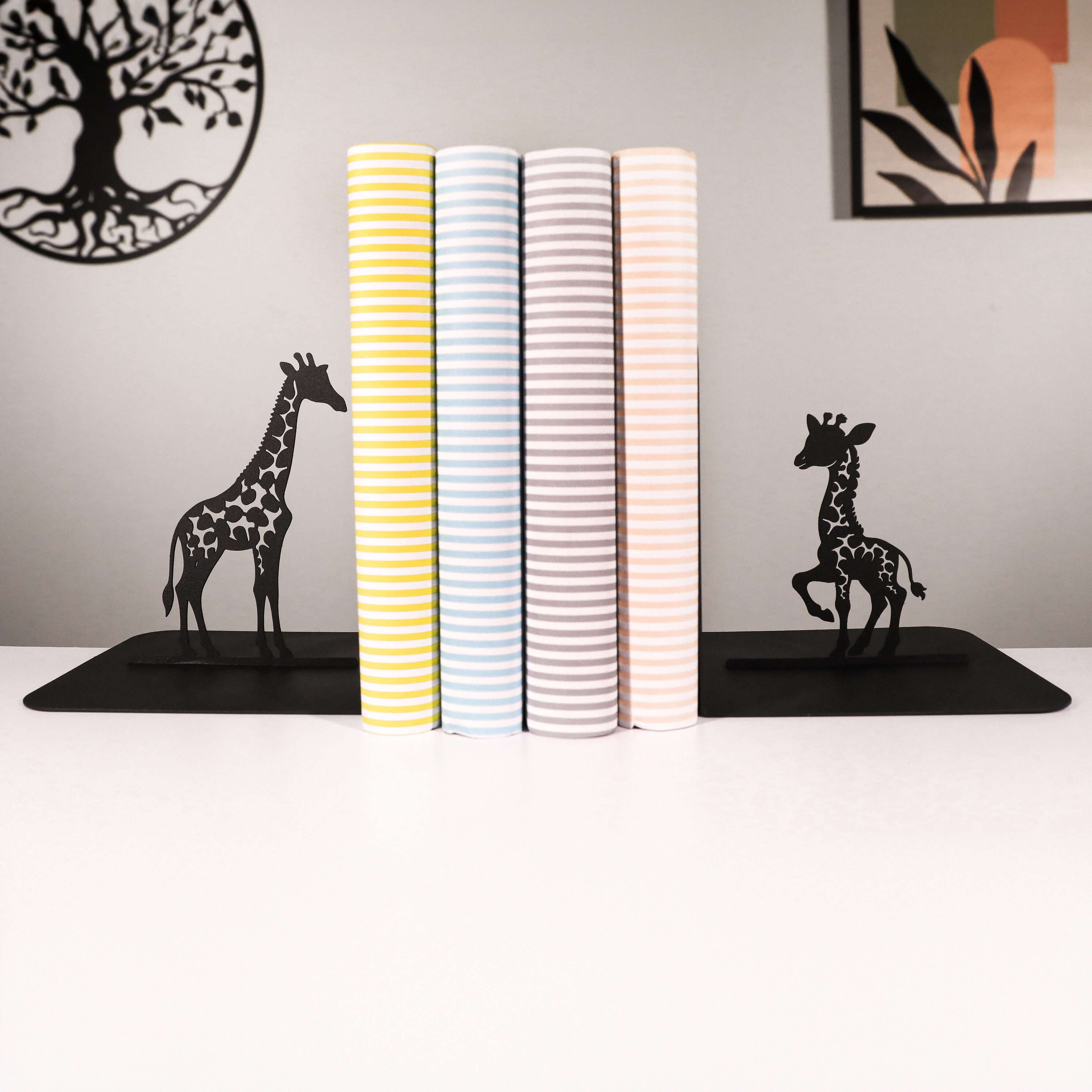 Giraffe Silhouette Metal Bookends in Powder-Coated Steel - Metaloslav 