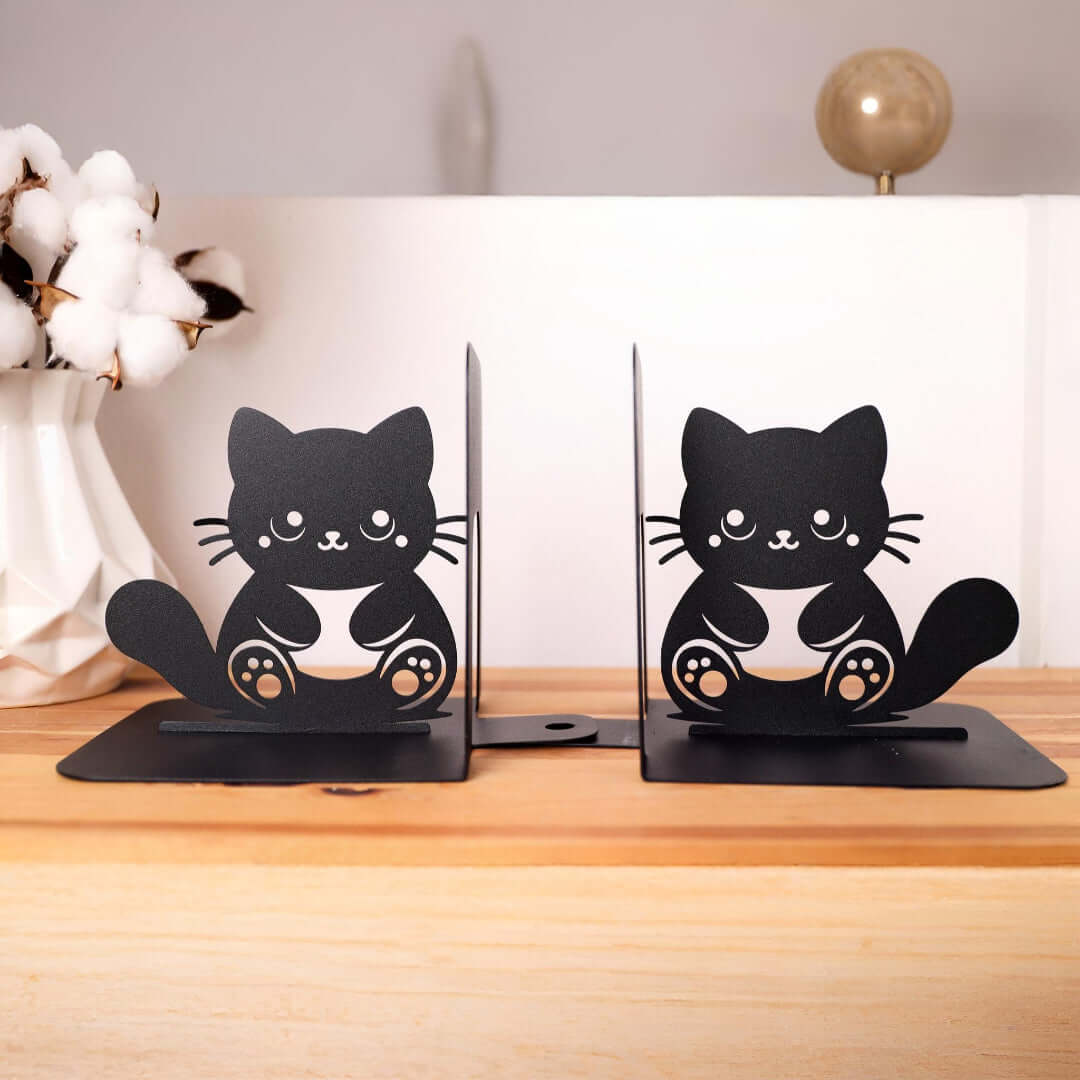 Metal Cute Cat Bookends in Powder-Coated Steel - Metaloslav 