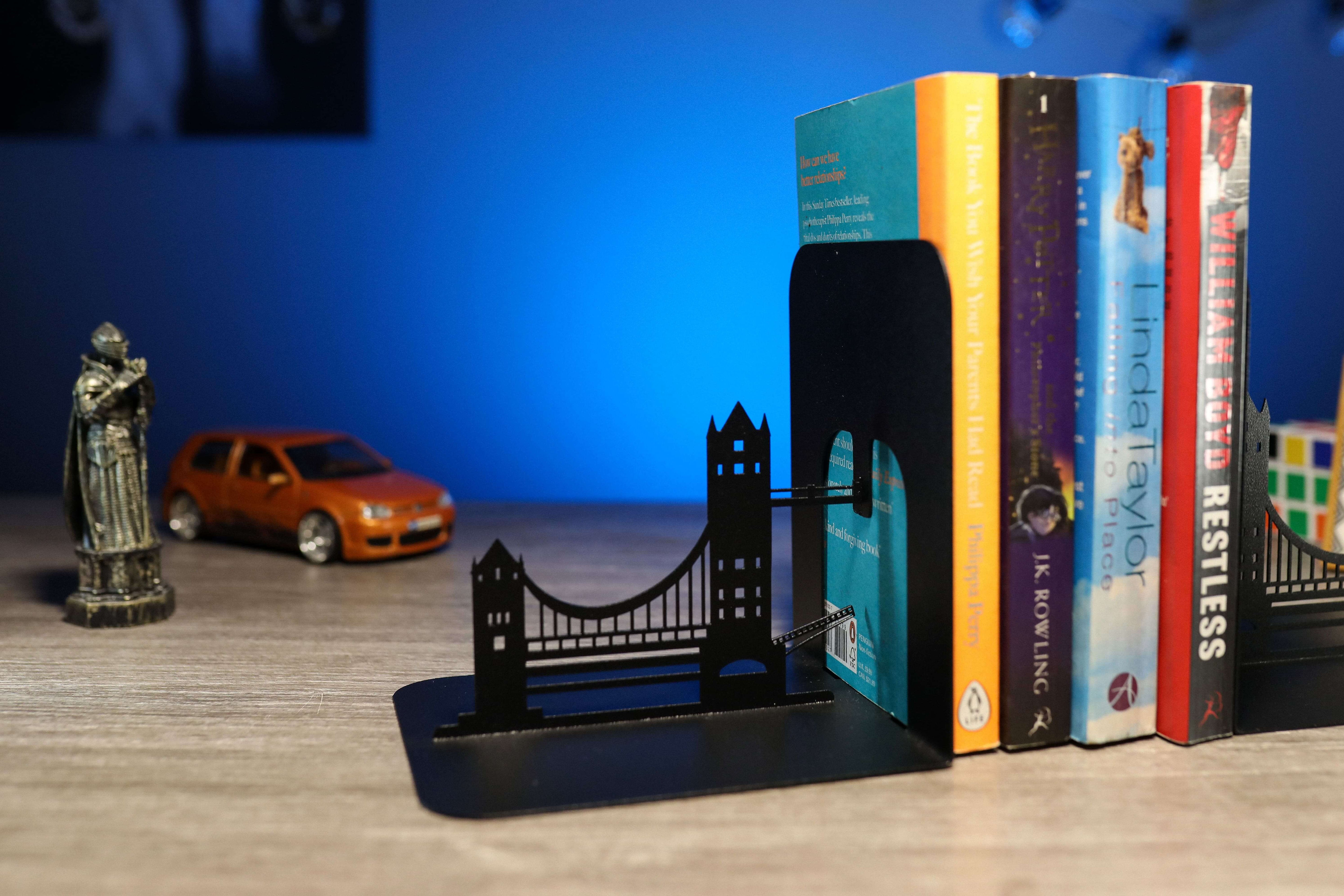 Metal Bookends Pair with Tower Bridge Silhouette Architectural Design - Metaloslav 