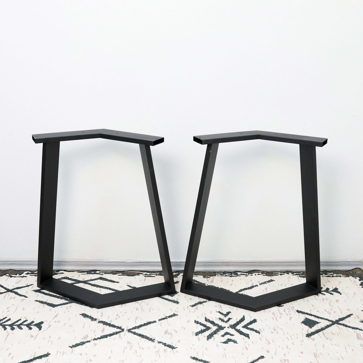 Geometric Metal Table Legs Set Steel Base for Custom Tables - Metaloslav 