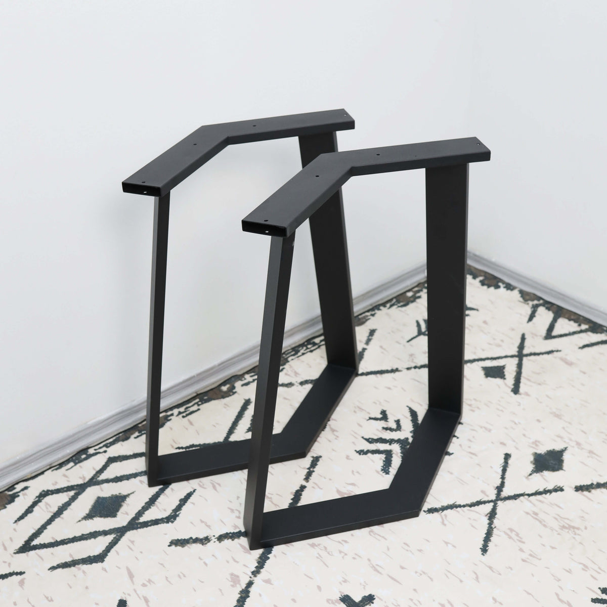 Geometric Metal Table Legs Set Steel Base for Custom Tables - Metaloslav 
