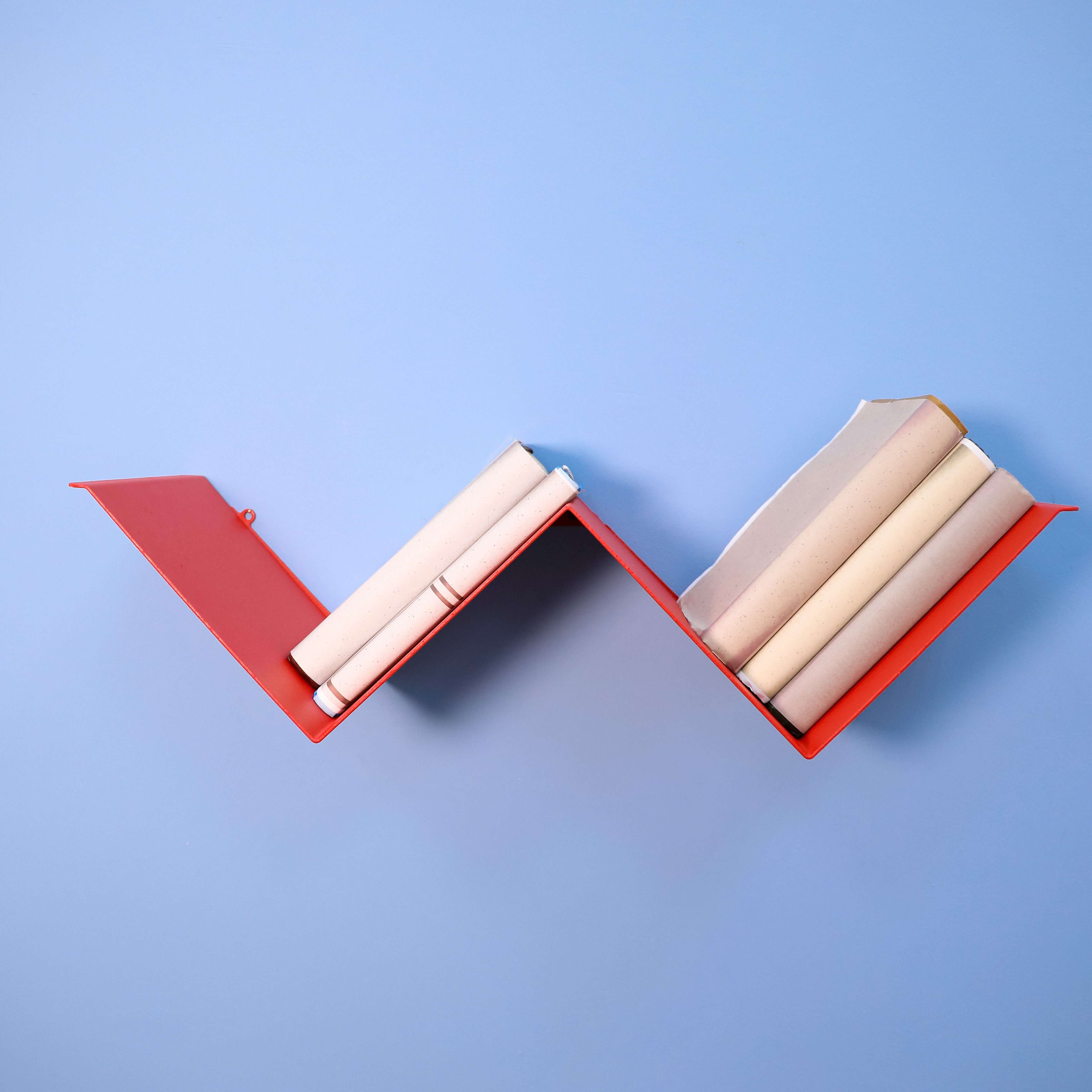Metal Wall Shelf – W-Shaped Floating Steel Shelf for Home & Office