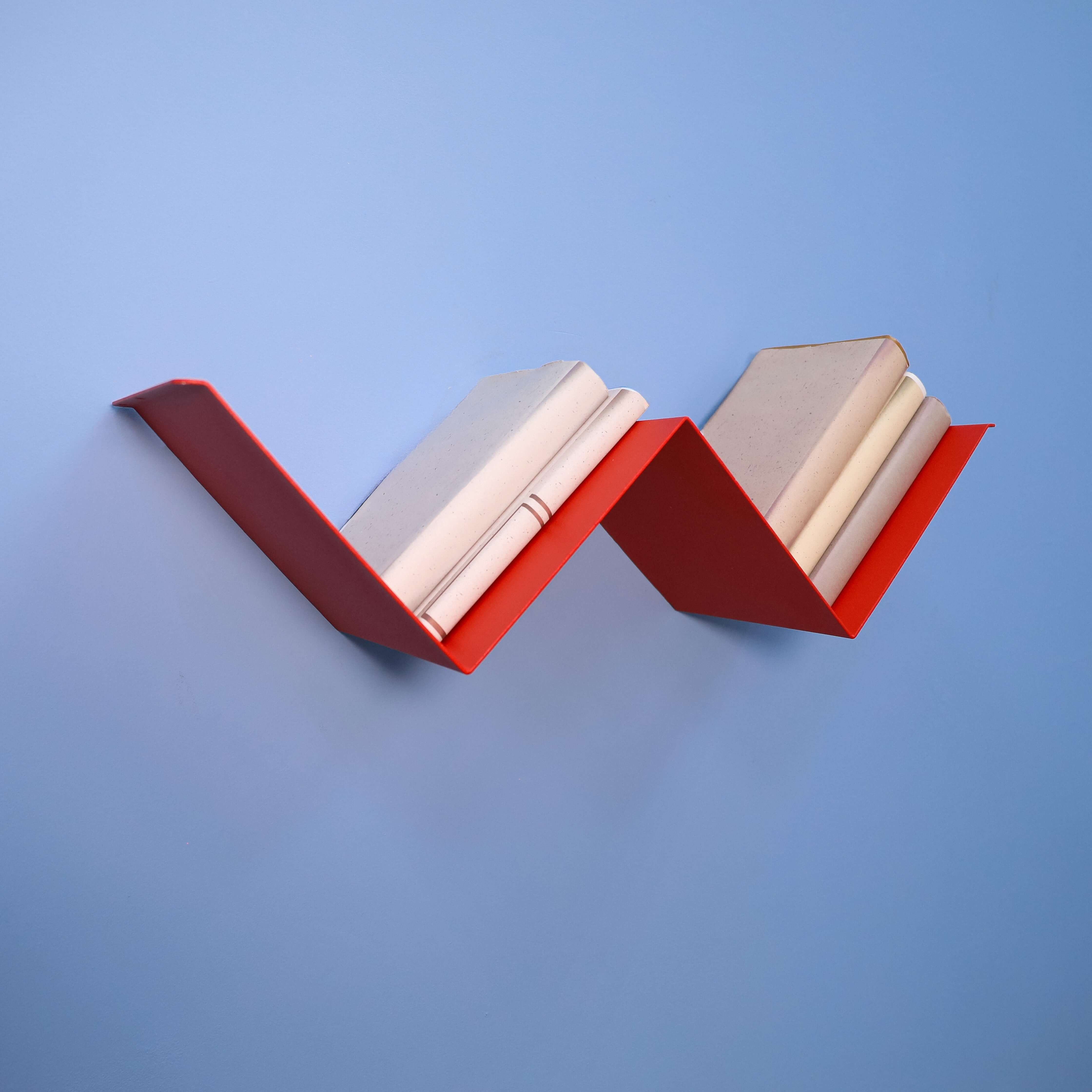 Metal Wall Shelf – W-Shaped Floating Steel Shelf for Home & Office