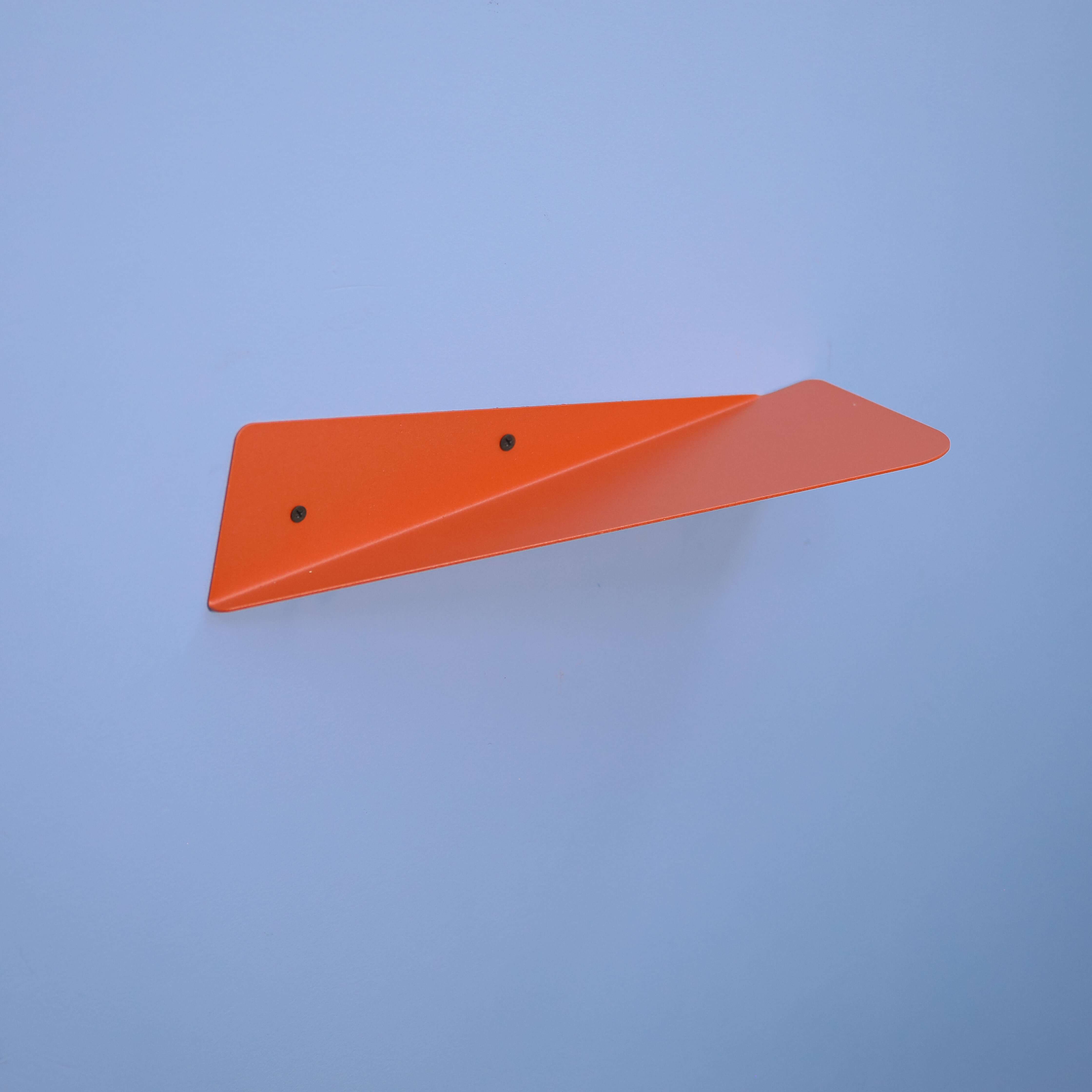 Metal Wall Shelf – Minimalist Floating Steel Shelf for Home & Office