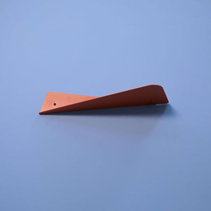 Metal Wall Shelf – Minimalist Floating Steel Shelf for Home & Office