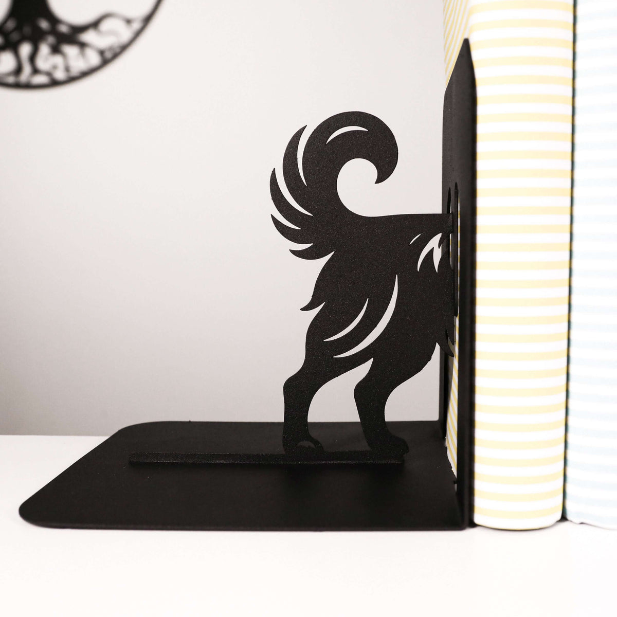 Dog Silhouette Metal Bookends in Powder-Coated Steel - Metaloslav 