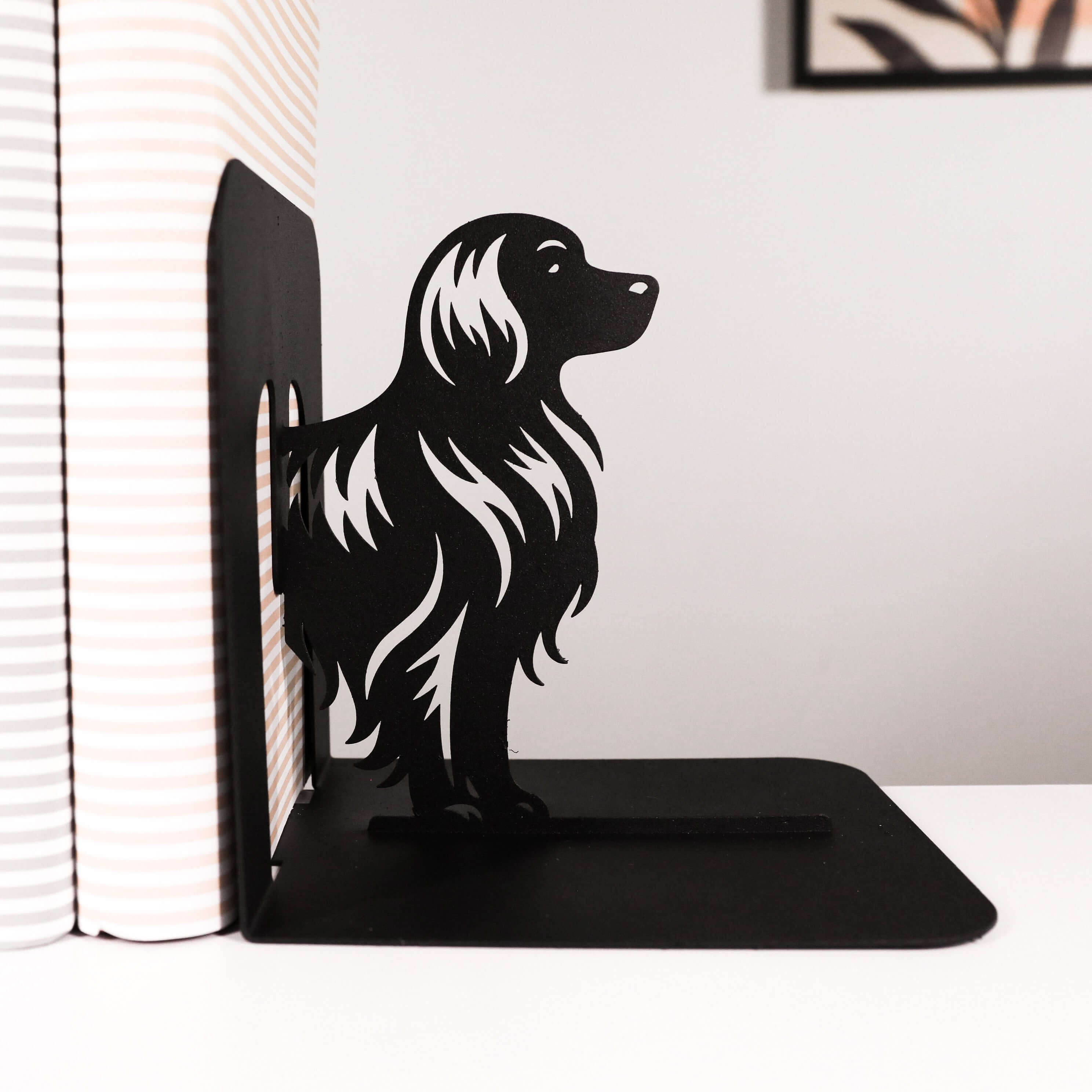 Dog Silhouette Metal Bookends in Powder-Coated Steel - Metaloslav 