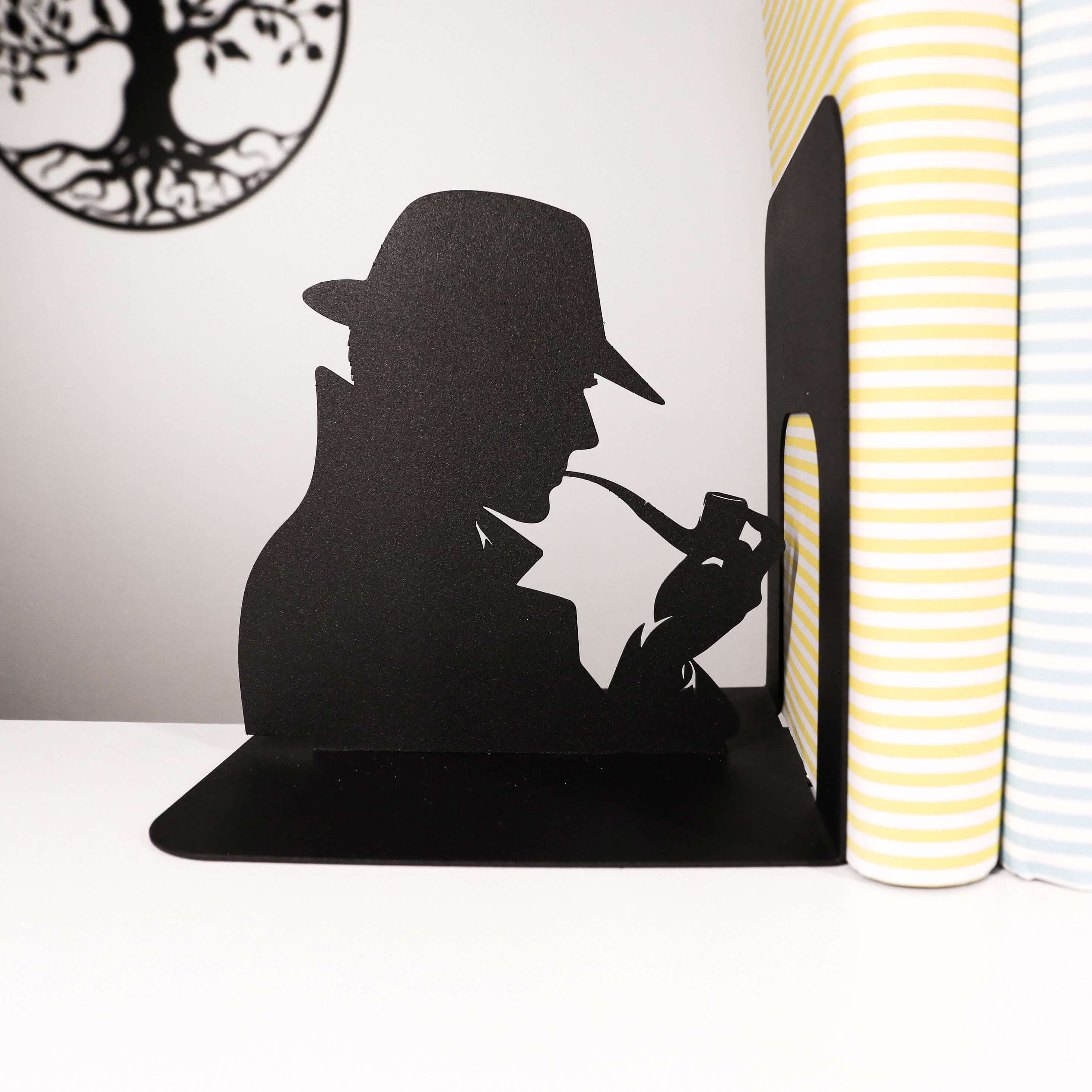 Detective Silhouette Metal Bookends in Powder-Coated Steel - Metaloslav 