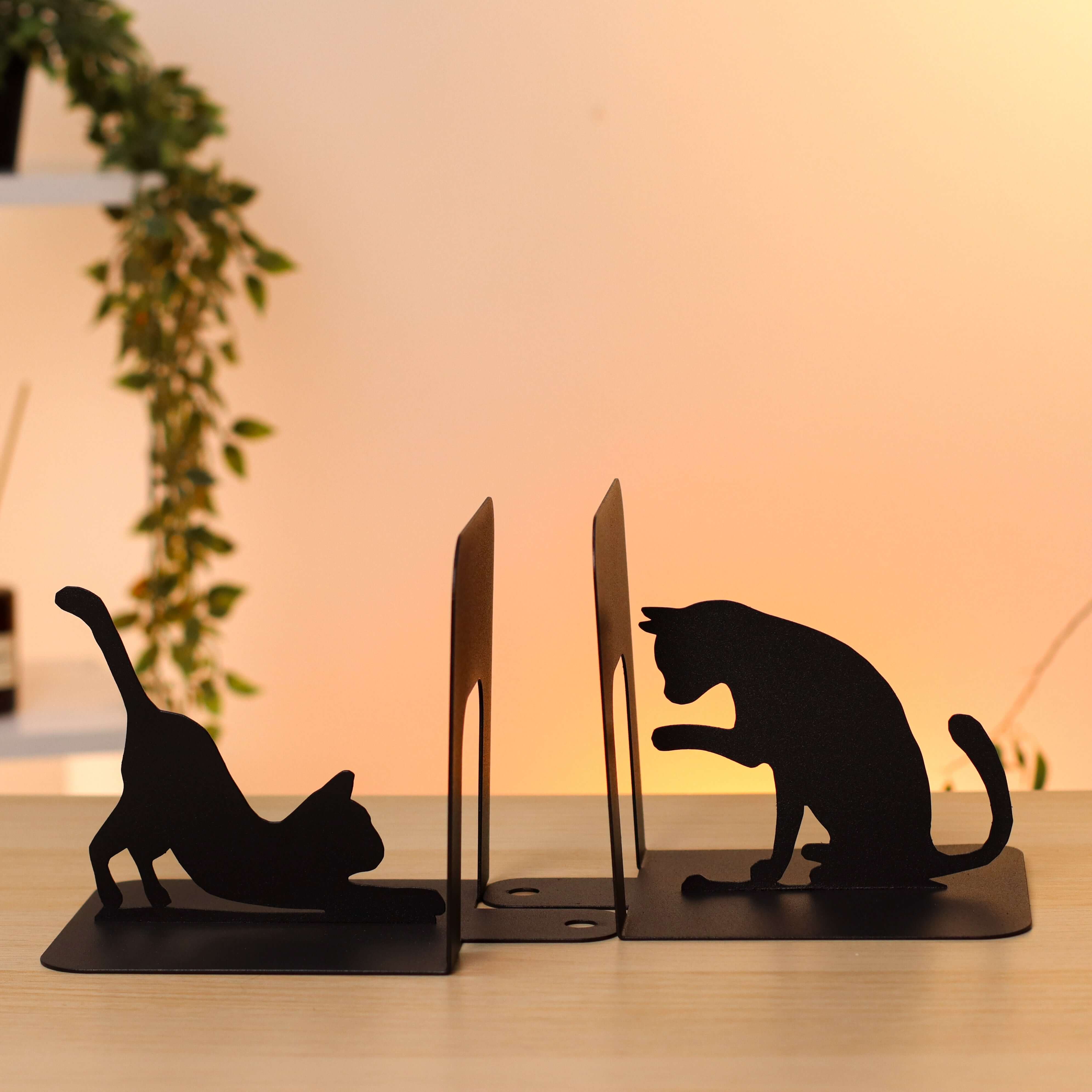 Cat Metal Bookends – Modern Steel Book Holder for Home & Office Decor