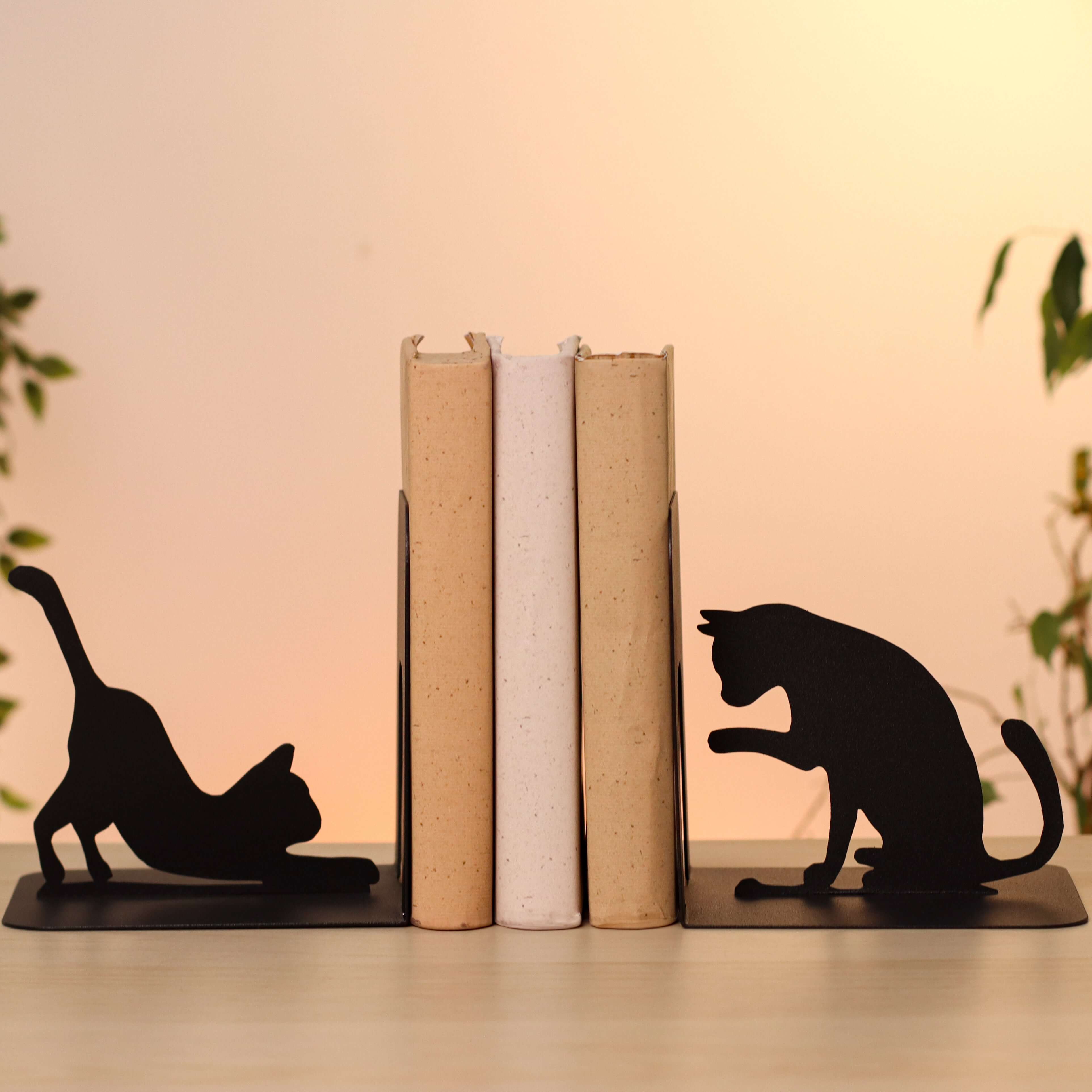 Cat Metal Bookends – Modern Steel Book Holder for Home & Office Decor