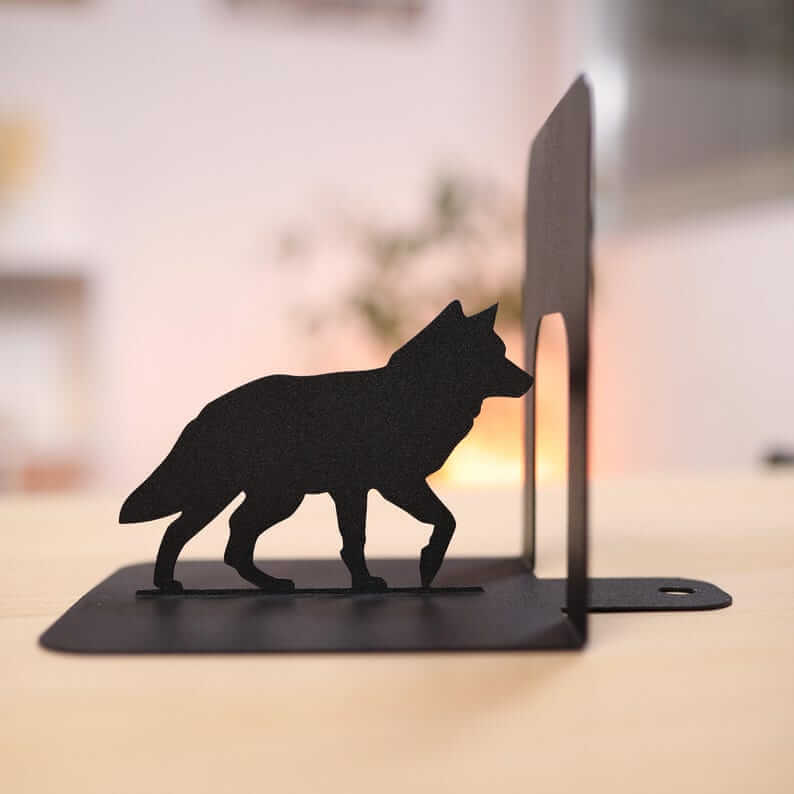 Metal Wolf Silhouette Decor in Powder-Coated Steel - Metaloslav 