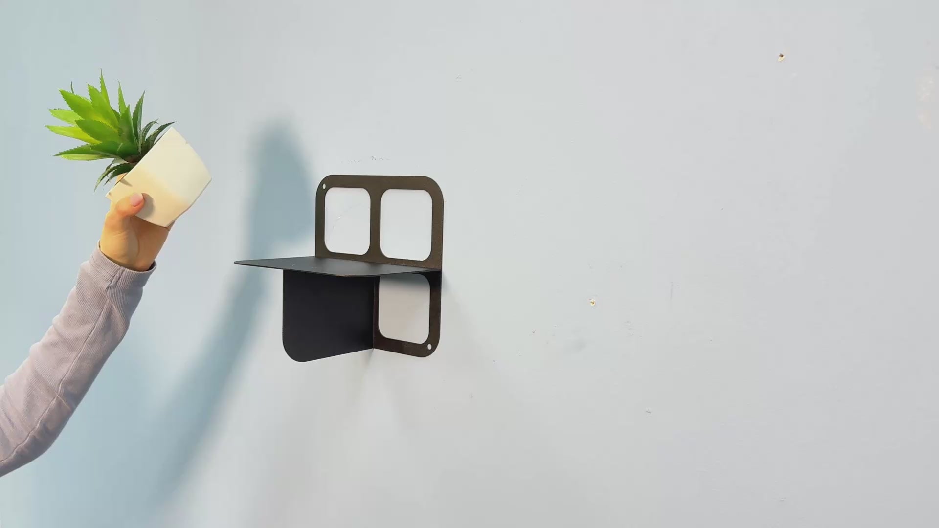 Minimalist Metal Wall Shelf with Square Frame in Matte Black