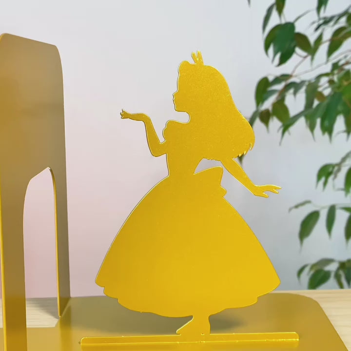 Metal Bookends – Artistic Alice in Wonderland Display for Home Offices