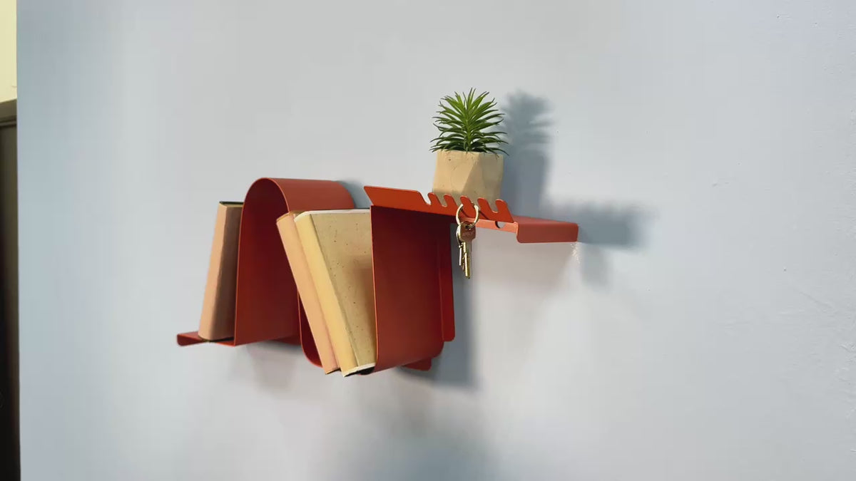 Metal Wall Shelf – Minimalist Wavy Steel Shelf for Contemporary Decor